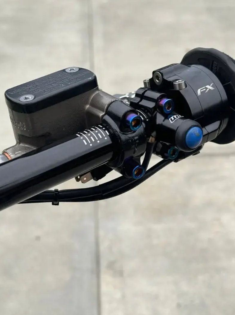 Ultra Bee Clamp Titanium Kit